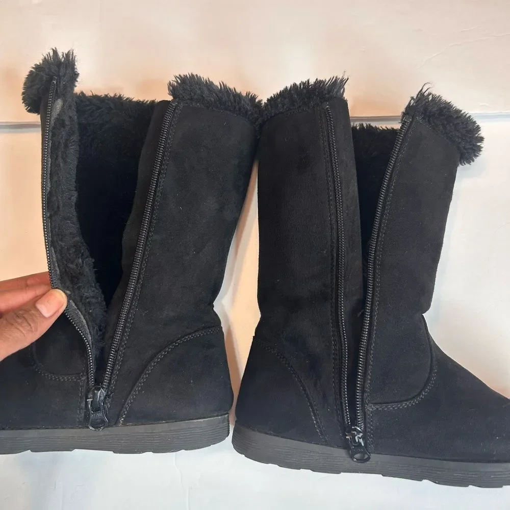 Cat & Jack Girl’s Kameryn Faux-Fur Shearling Boots. Black. Size 2